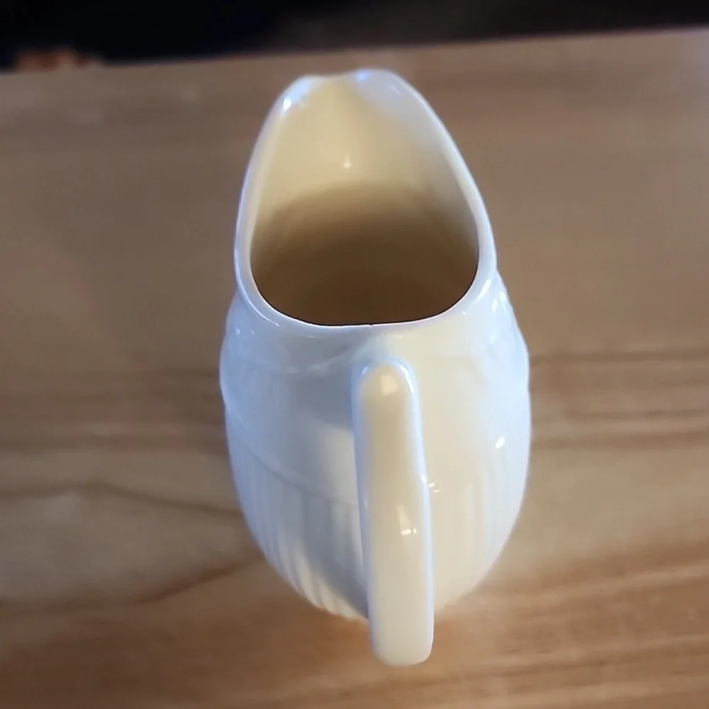 I.GODINGER & CO. IVORY CREAMER PITCHER. - Picture 3 of 6